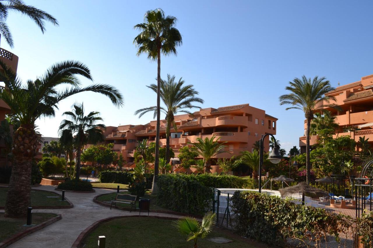 Apartementos Almerimar Golf Экстерьер фото