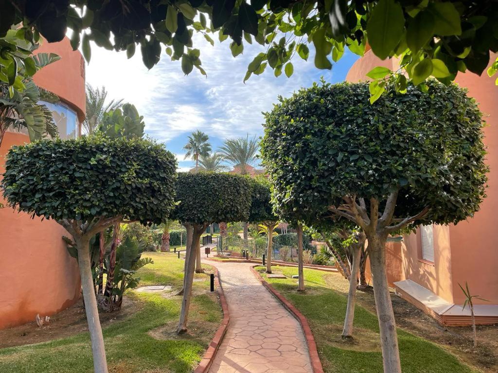 Apartementos Almerimar Golf Экстерьер фото