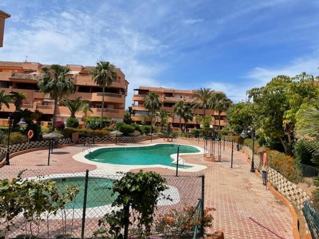 Apartementos Almerimar Golf Экстерьер фото